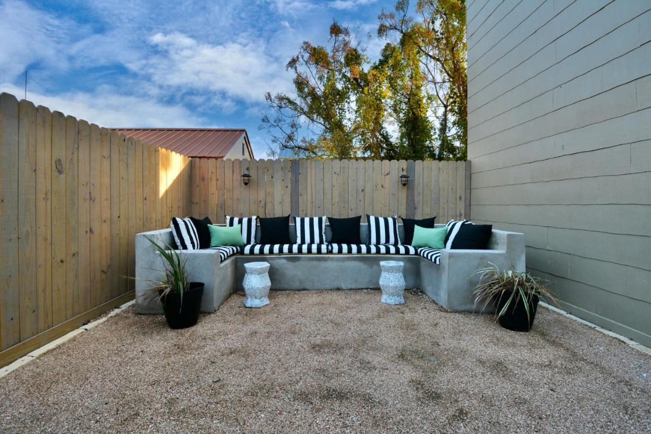 Coastal Craftsman- Walk To Beach & Pleasure Pier- As Seen On 'Restoring Galveston' Exterior foto